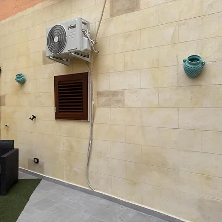 Petali Di Sole Таранто