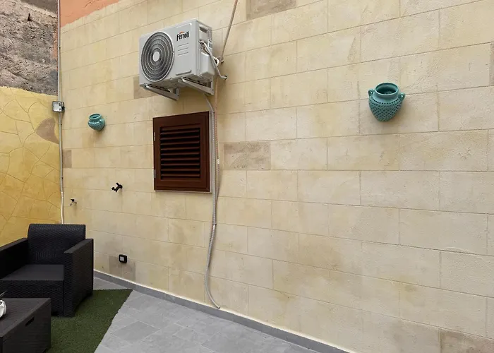 Petali Di Sole 타란토